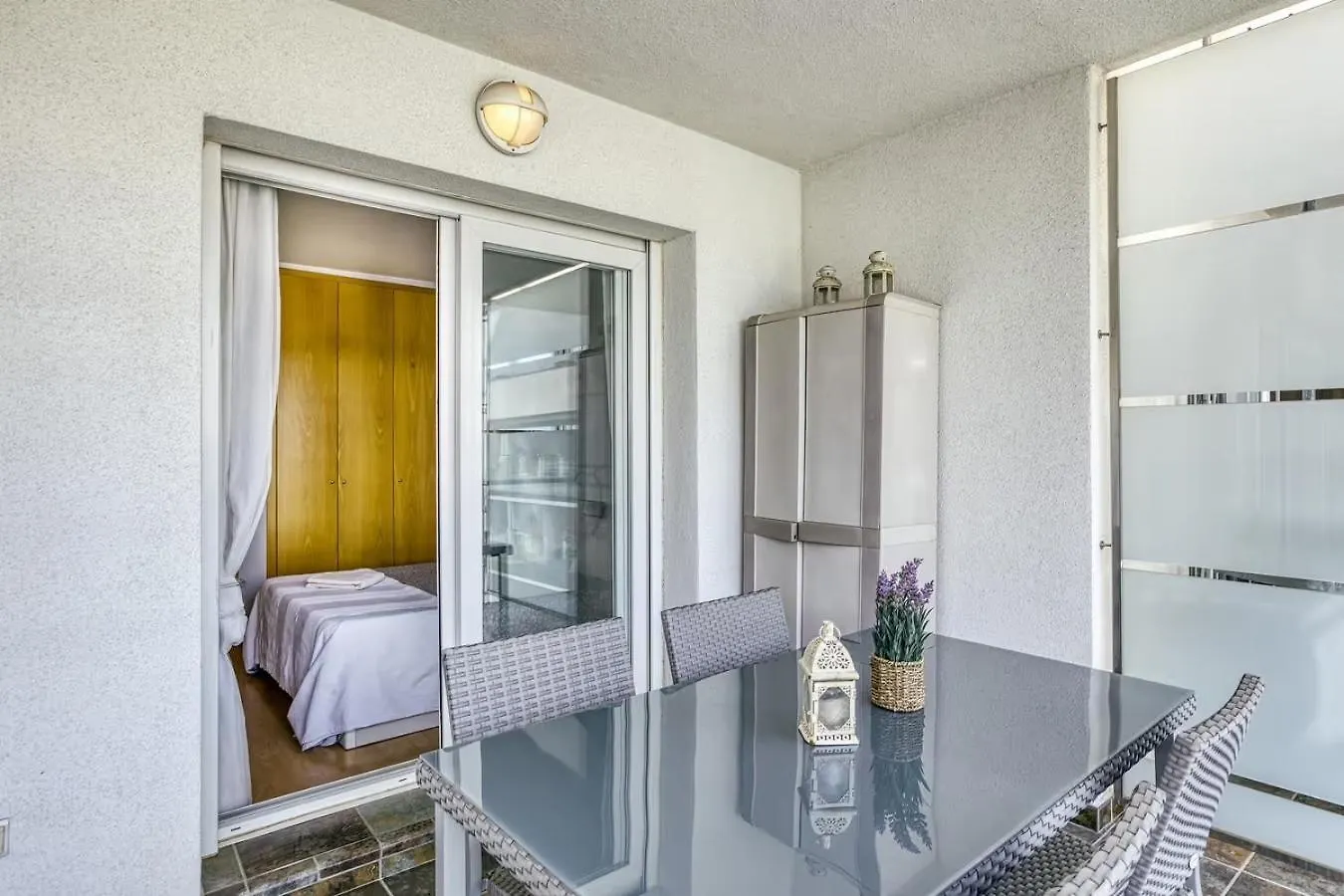Atico Terraza Apartment Roses